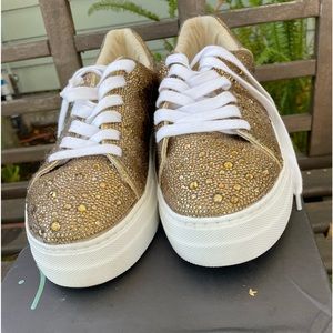 Betsey Johnson suton Highwall Bling Platform Sneaker\Gold Metallic\Sz 9 Sneakers